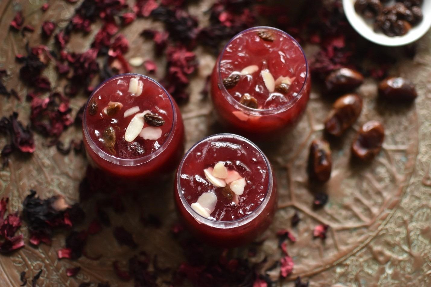 Jallab Zobo and Date Drink