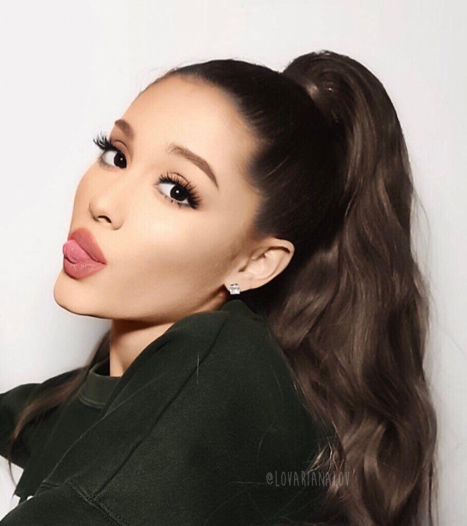 ariana grande net worth